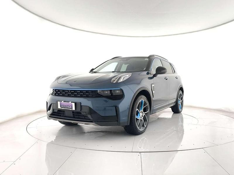 Usata Lynk & Co 01 179 CV (131 kW) 2022 Blu metallizzato SUV