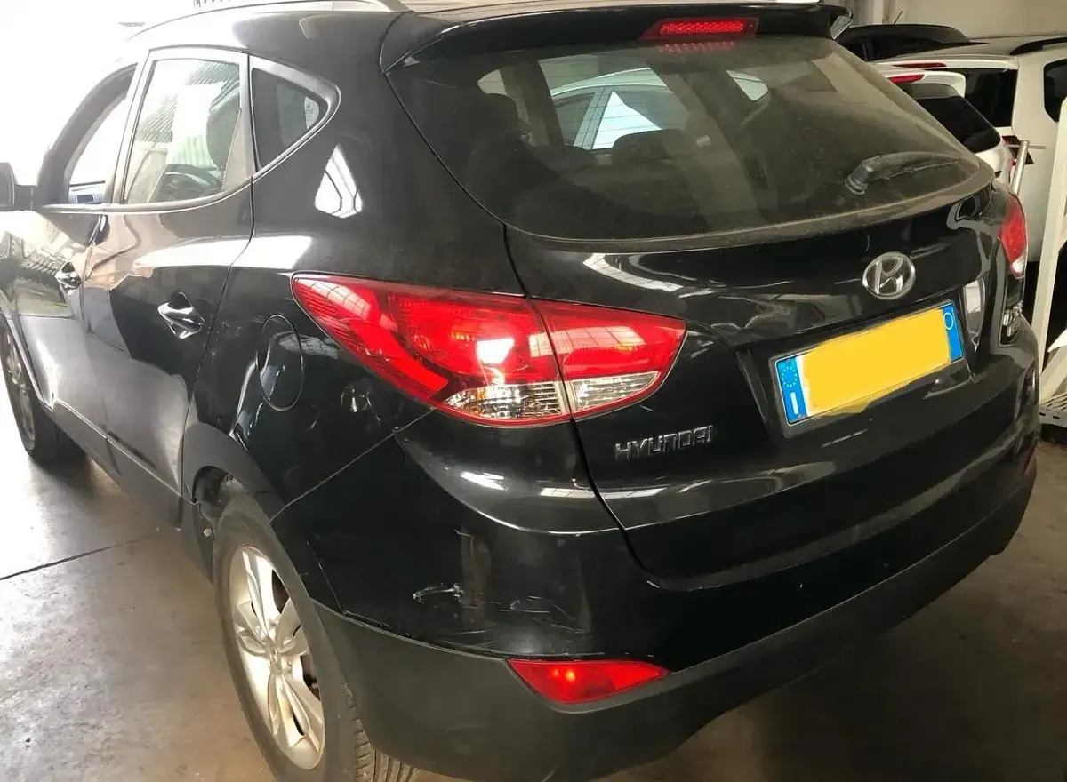 Usata Hyundai ix35 Comfort 115 CV (84 kW) 2010 Nero SUV