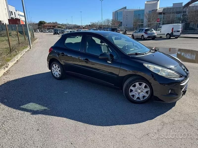 Usata Peugeot 207 2009 Nero Utilitaria
