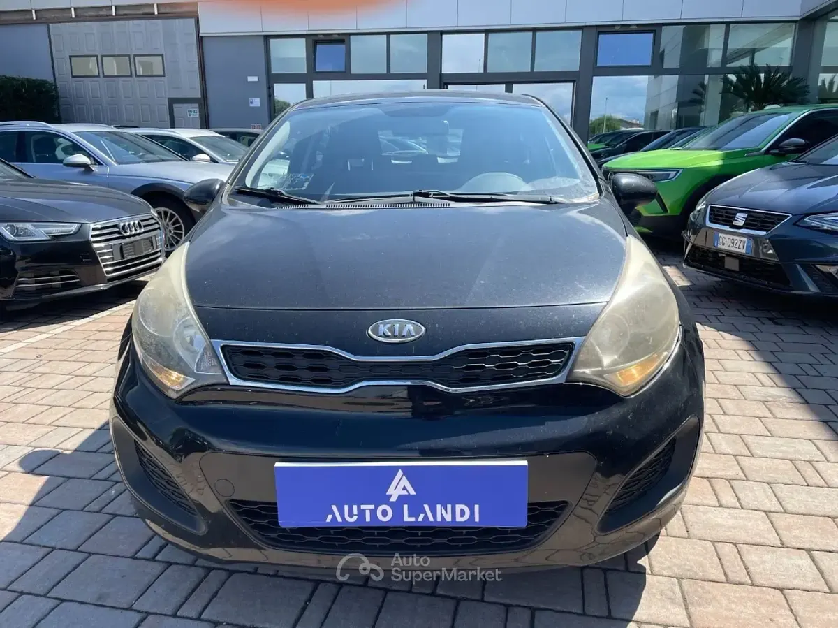 Usata Kia Rio LX 86 CV (63 kW) 2012 Nero Berlina