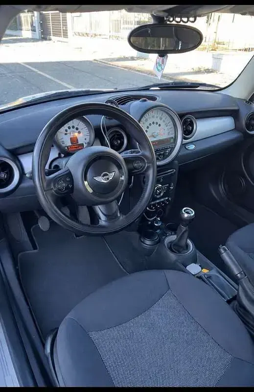 Usata Mini ONE 90 CV (66 kW) 2011 Utilitaria