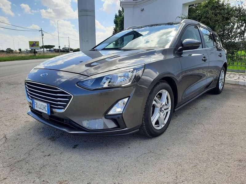 Grigio Usata 2019 Ford Focus Station wagon | 8490 € (Ottimo prezzo) - Immagine 1/4