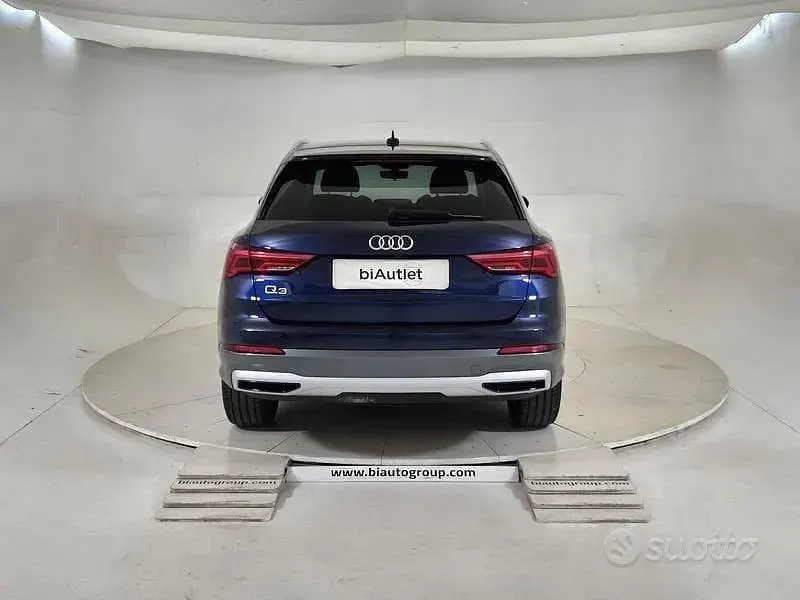 Usata Audi Q3 Business 150 CV (110 kW) 2023 Bluazzurro SUV