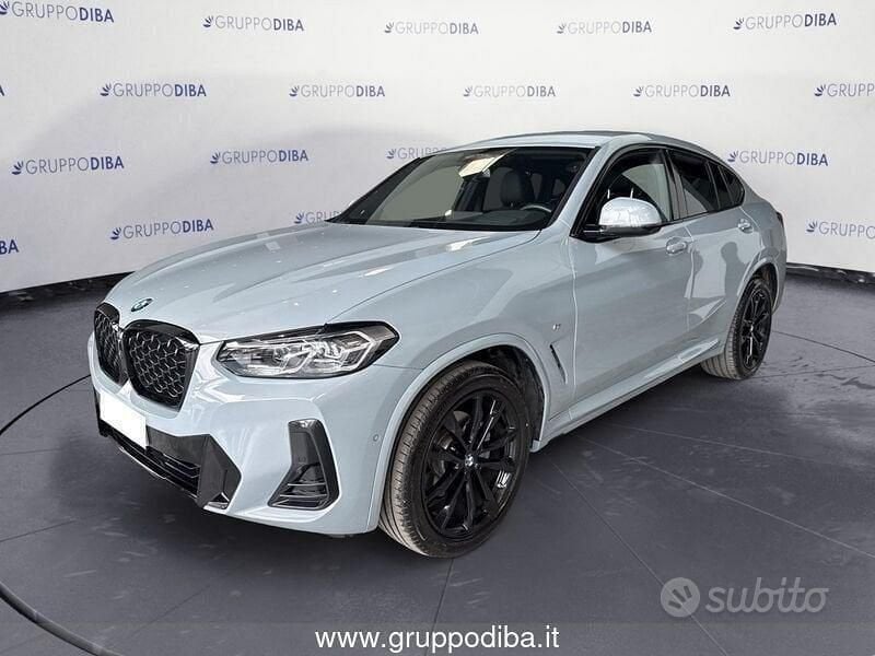 Grigio Usata 2024 BMW X4 M Sport SUV | 54.500 € (Buon prezzo) - Immagine 1/4