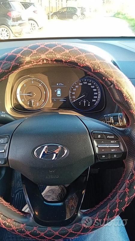 Usata Hyundai Kona 116 CV (85 kW) 2020 Bianco SUV