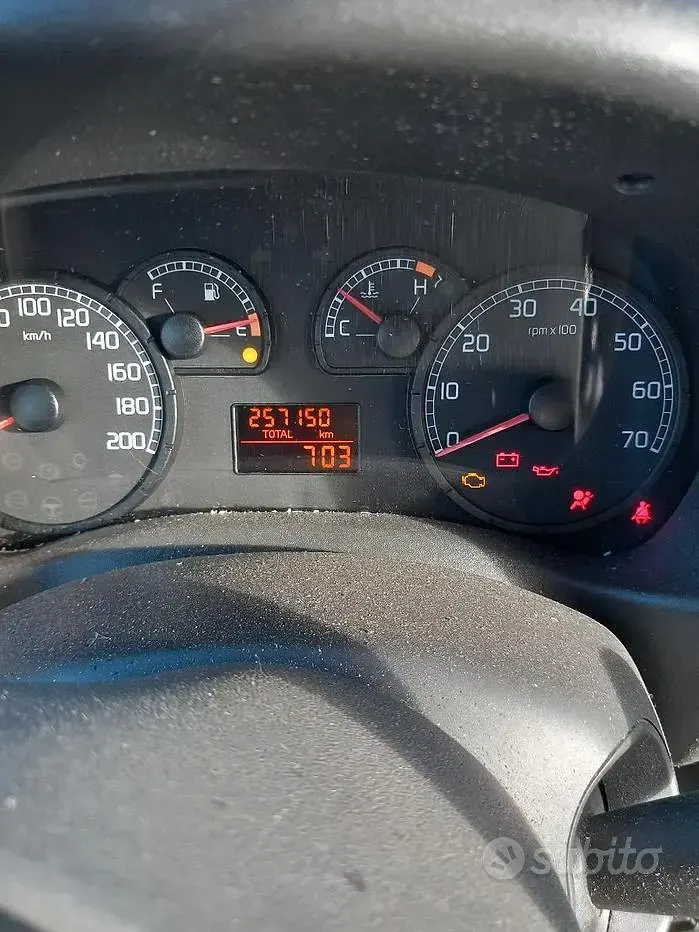 Usata Fiat Doblò 105 CV (77 kW) 2008 Monovolume