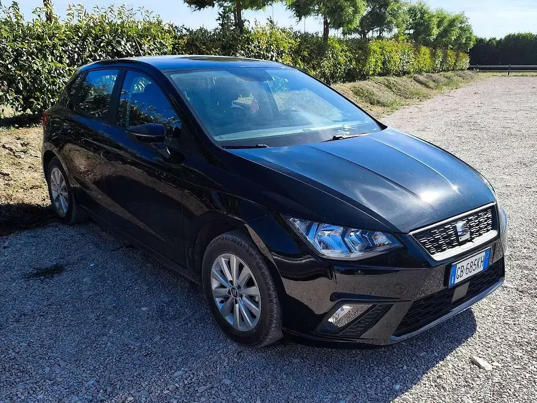 Usata Seat Ibiza Style 90 CV (66 kW) 2021 Nero Utilitaria