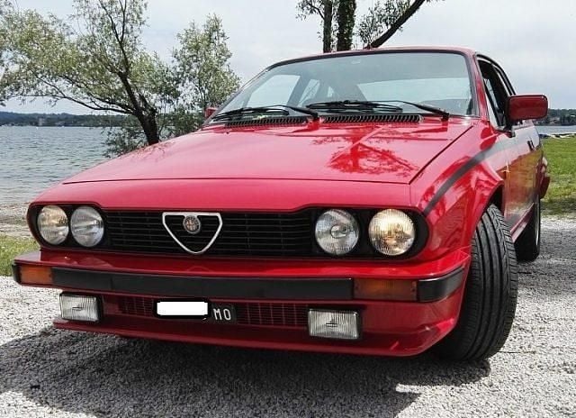 Rosso Usata 1981 Alfa Romeo GTV Coupé | 29.900 € - Immagine 1/4