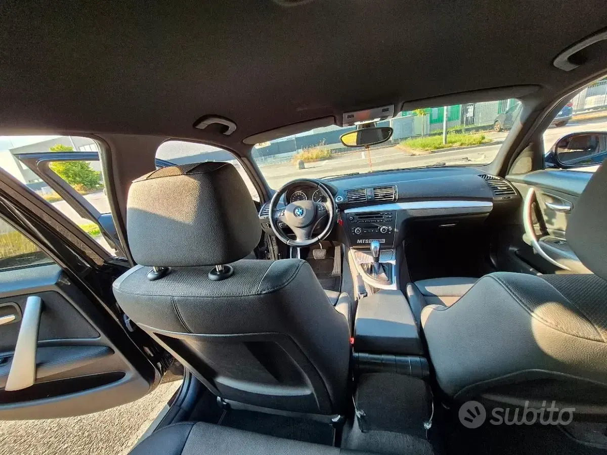 Usata BMW 118 Comfort Edition 143 CV (105 kW) 2010 Nero Utilitaria