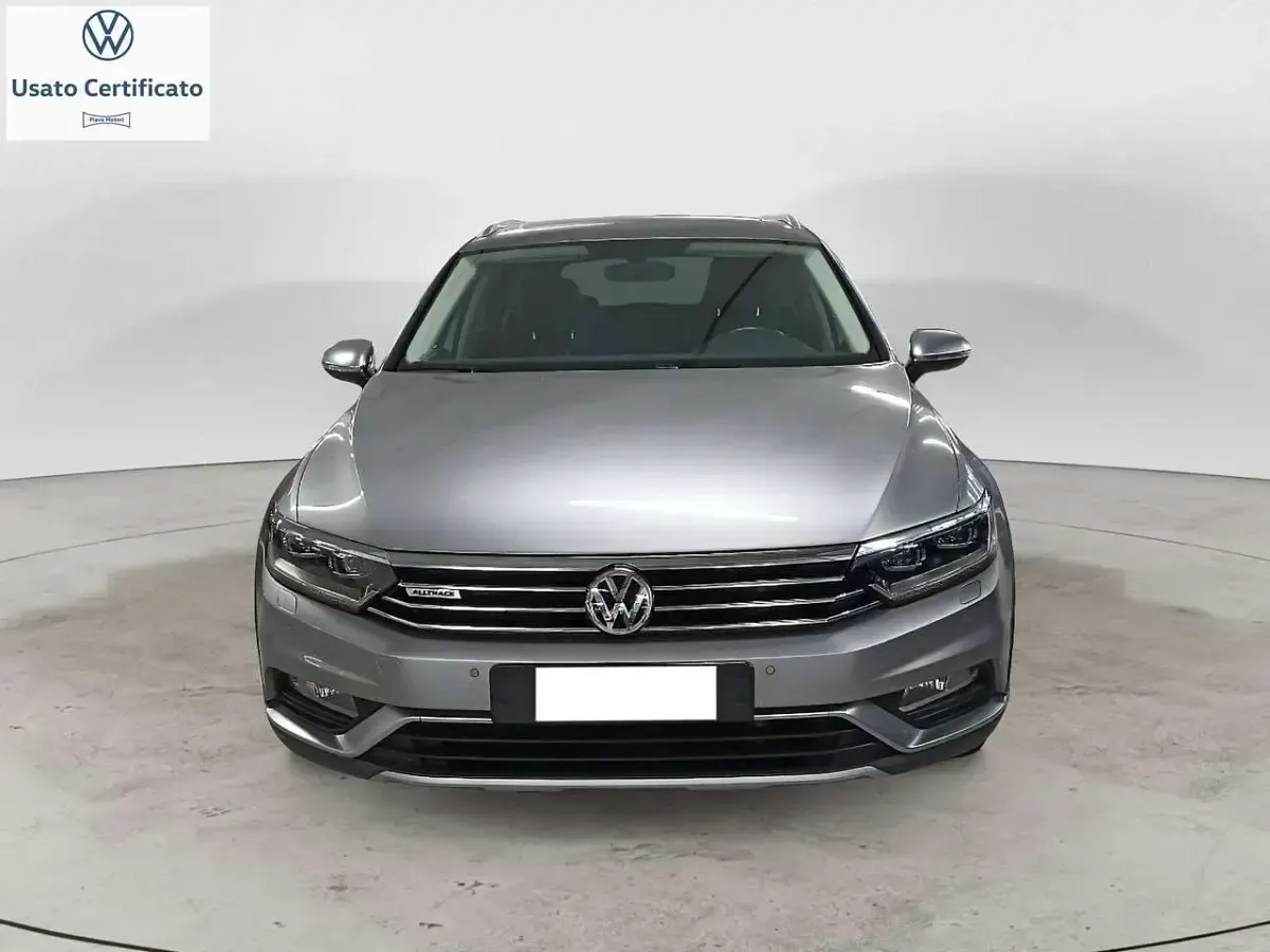 Usata VW Passat Alltrack 190 CV (139 kW) 2019 Argento Station wagon