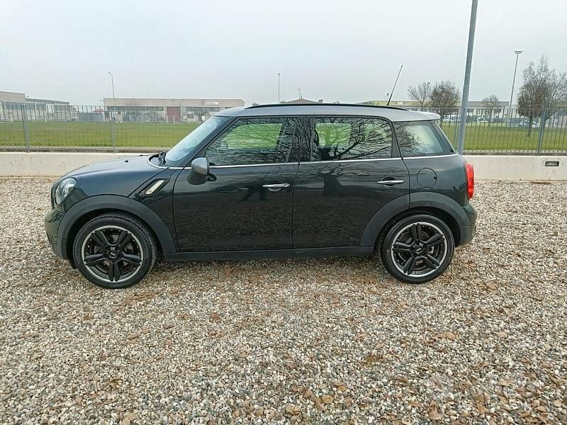 Usata Mini Cooper SD Countryman 142 CV (104 kW) 2015 Nero SUV