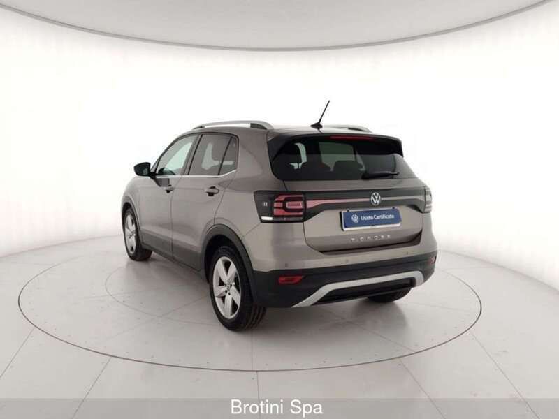 Usata VW T-Cross Advance 110 CV (80 kW) 2021 Grigio SUV