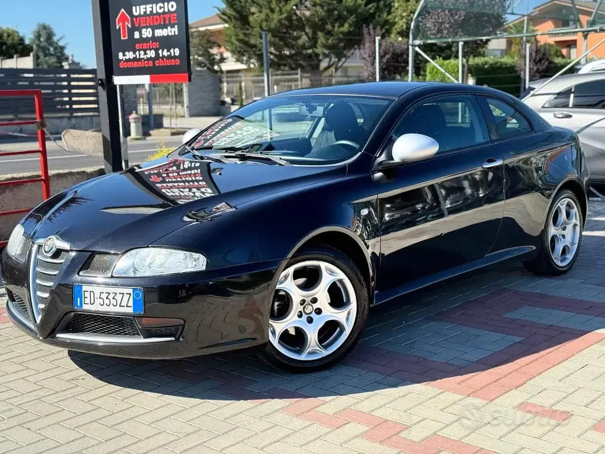 Usata Alfa Romeo GT 140 CV (102 kW) 2011 Nero Coupé
