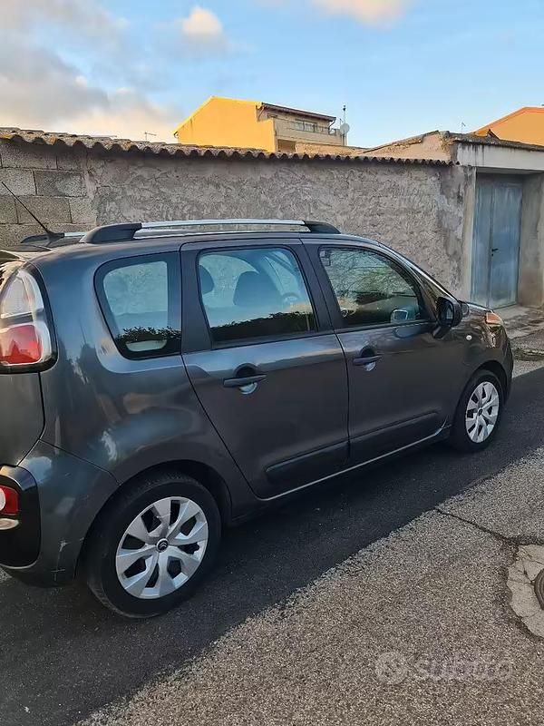 Usata Citroën C3 Picasso 2016 Grigio Monovolume