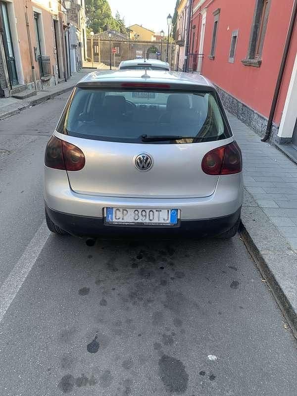 Usata VW Golf IV Comfortline 105 CV (77 kW) 2004 Grigio Berlina