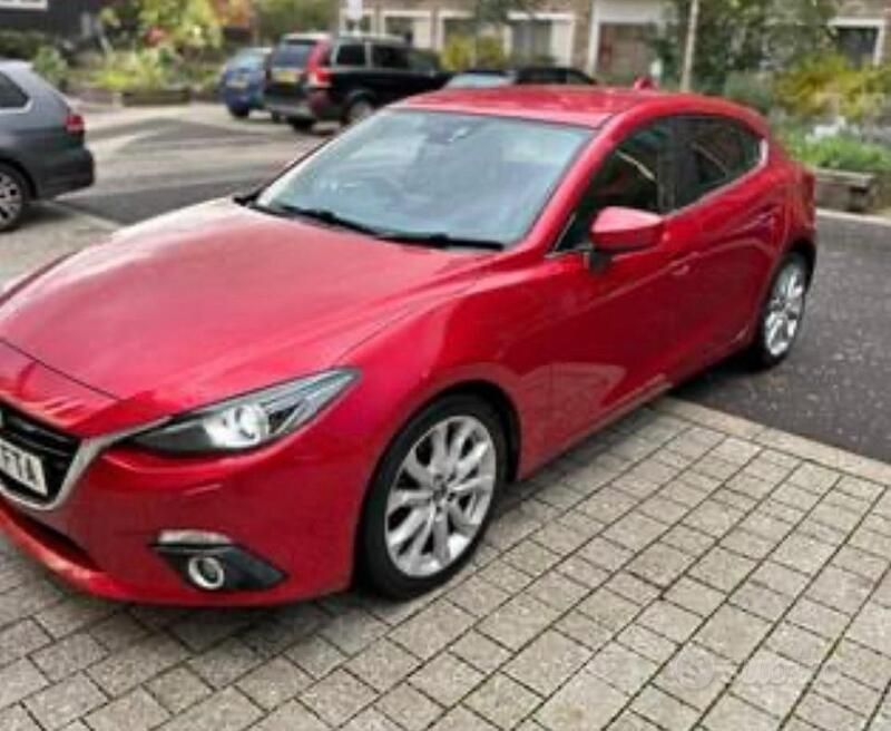 Usata Mazda 3 150 CV (110 kW) 2015 Rosso Utilitaria