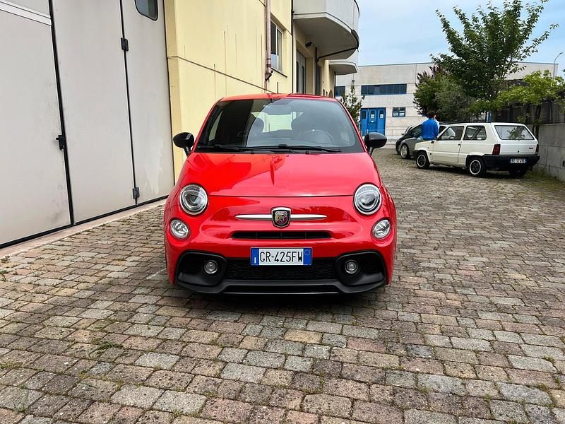 Usata Abarth 595 145 CV (106 kW) 2019 Rosso Utilitaria