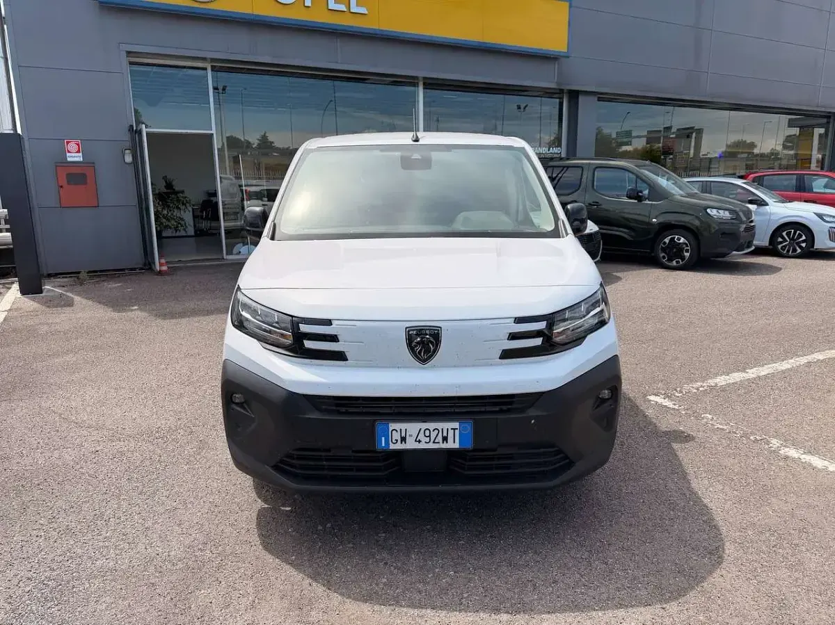 Occasion Peugeot Partner Premium 101 ch (74 kW) 2024 Blanc Monospace