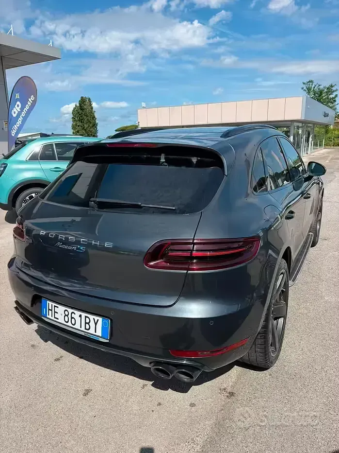 Usata Porsche Macan 250 CV (183 kW) 2017 Grigio SUV