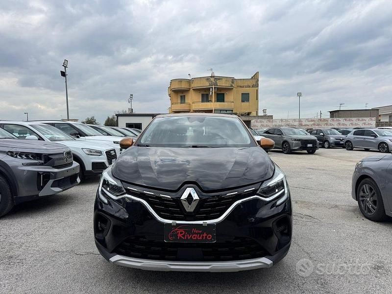 Usata Renault Captur Intens 100 CV (73 kW) 2020 Nero SUV