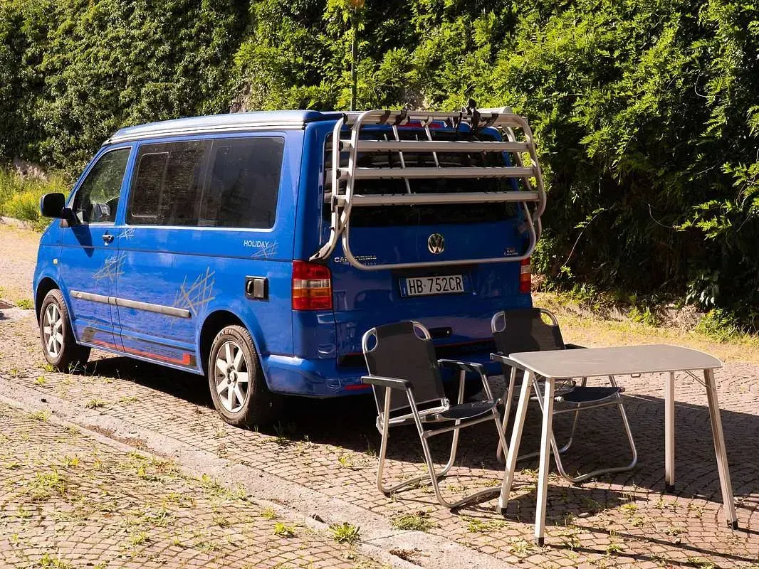 Usata VW California California 131 CV (96 kW) 2006 Blu/azzurro Furgone