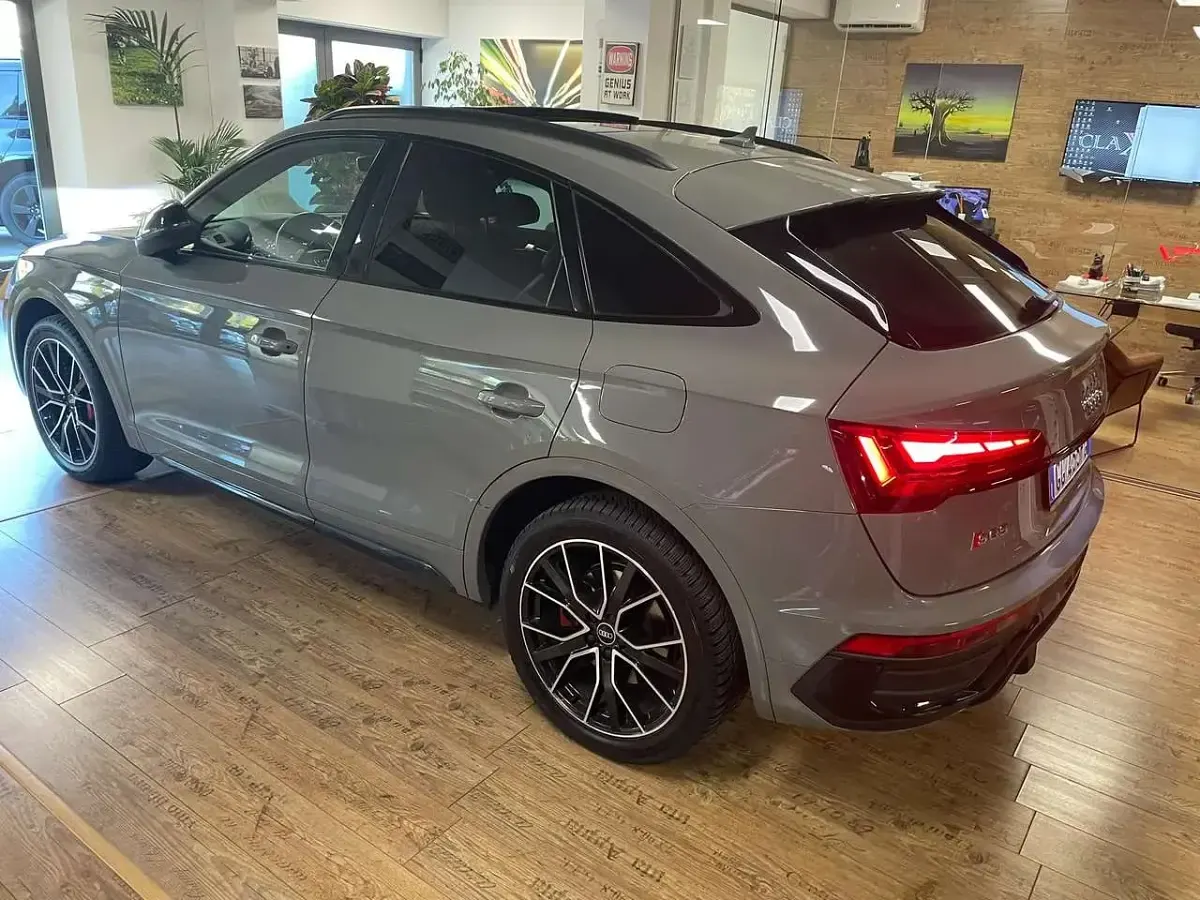 Usata Audi Q5 Sportback S-line plus 265 CV (194 kW) 2021 Grigio SUV