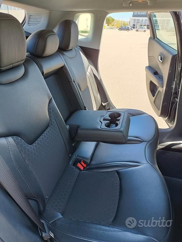 Usata Jeep Compass Night Eagle 140 CV (102 kW) 2019 Nero SUV