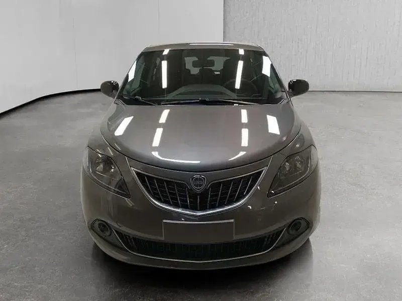 Usata Lancia Ypsilon S 69 CV (50 kW) 2024 Blu Utilitaria