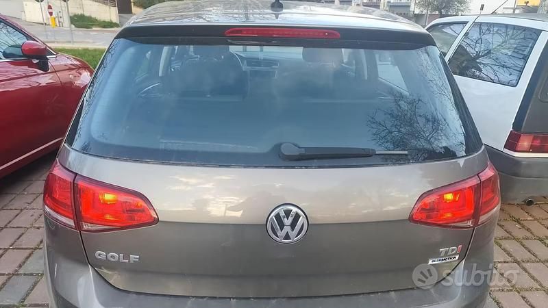 Usata VW Golf VII 110 CV (80 kW) 2017 Grigio Berlina