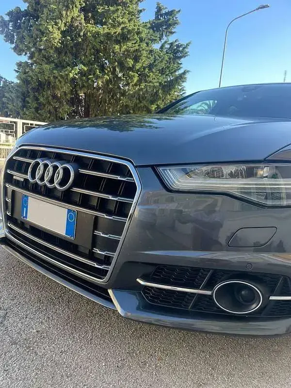 Usata Audi A6 S-Line 190 CV (139 kW) 2018 Grigio Station wagon