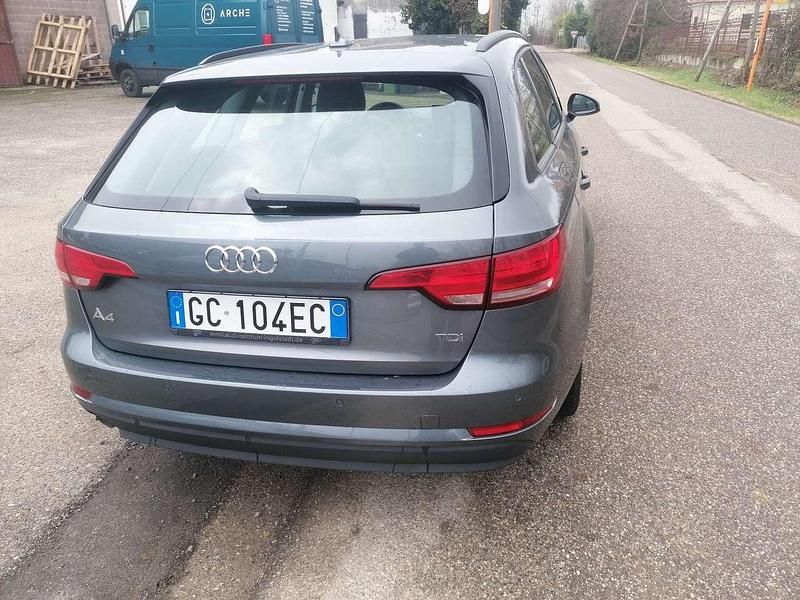 Usata Audi A4 Business 122 CV (89 kW) 2017 Other Station wagon