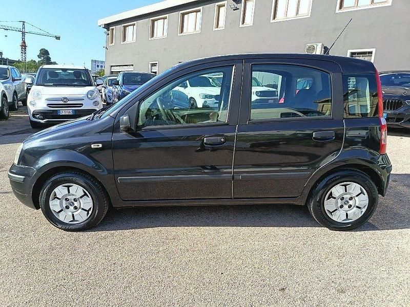 Usata Fiat Panda Dynamic 69 CV (50 kW) 2004 Nero Utilitaria
