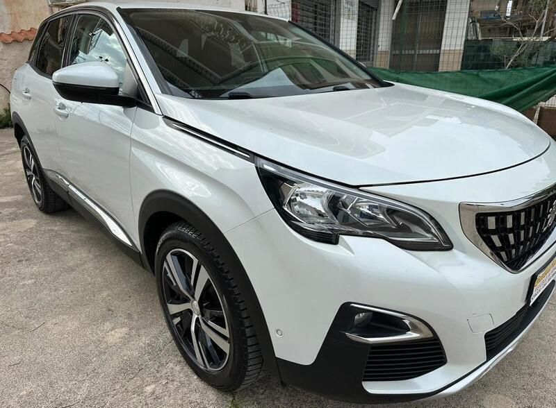 Usata Peugeot 3008 131 CV (96 kW) 2019 Bianco SUV