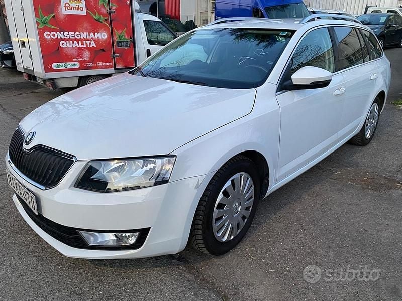 Usata Skoda Octavia 150 CV (110 kW) 2015 Bianco Utilitaria