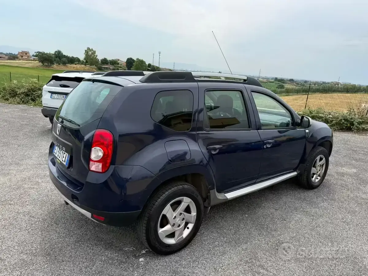 Usata Dacia Duster Ambiance 109 CV (80 kW) 2014 Bluazzurro SUV