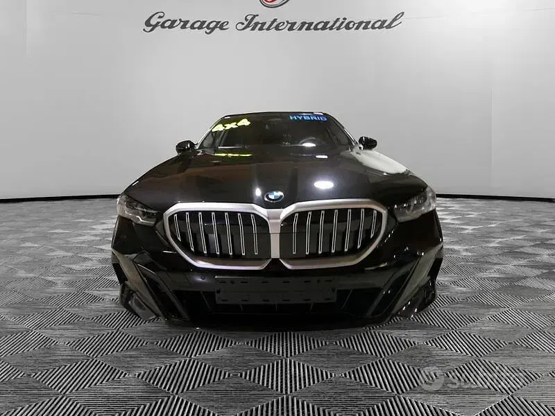 Usata BMW 520 M Sport 197 CV (144 kW) 2025 Nero Station wagon