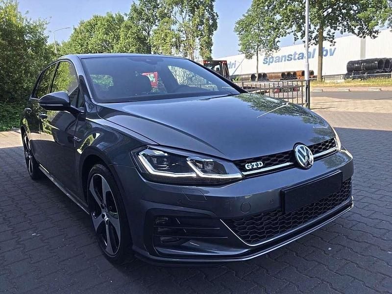 Grigio Usata 2018 VW Golf VII GTD Tre volumi | 17.760 € (Super prezzo) - Immagine 1/4