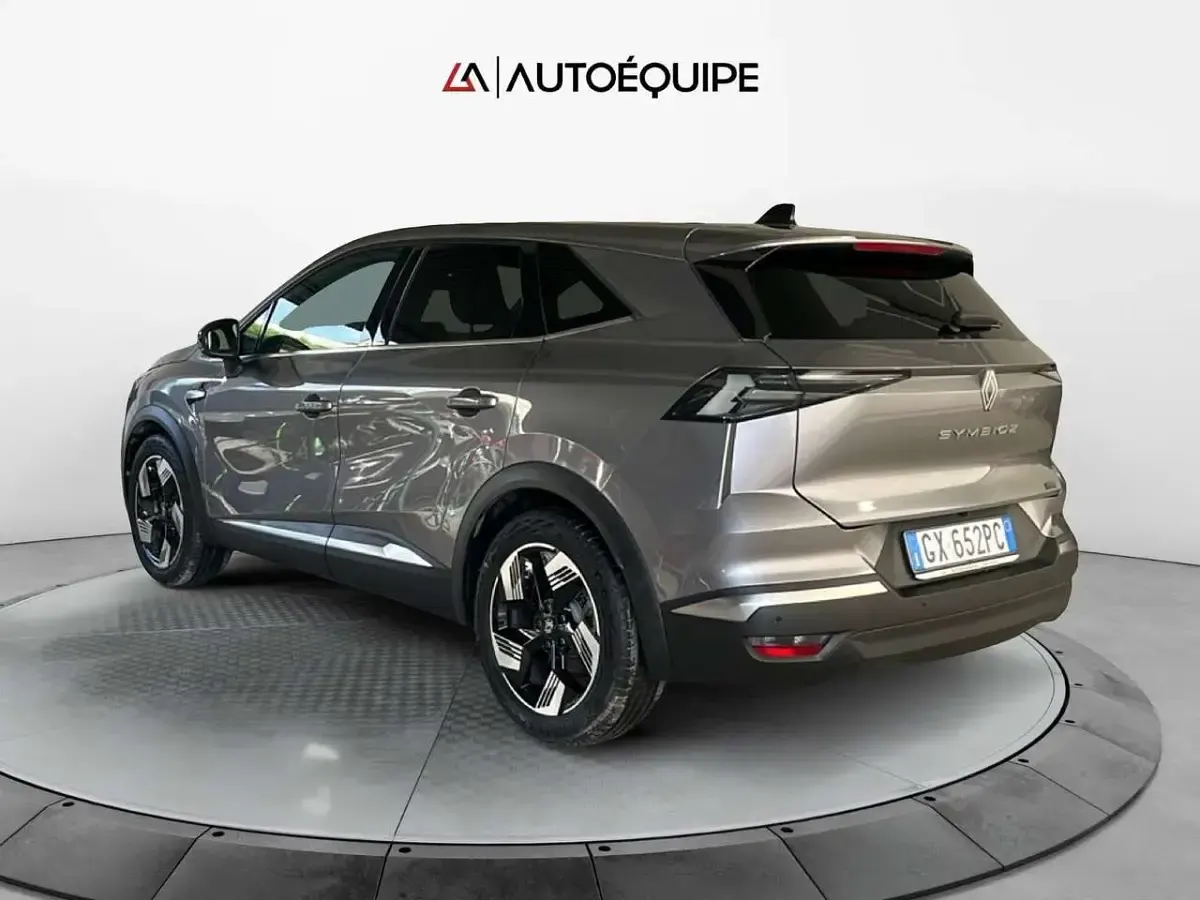 Usata Renault Symbioz Techno 143 CV (105 kW) 2024 Grigio SUV