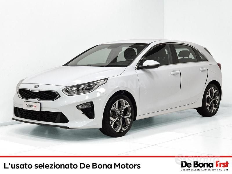 Usata Kia Ceed Style 95 CV (69 kW) 2022 Bianco Utilitaria