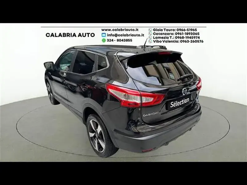 Usata Nissan Qashqai Acenta 110 CV (80 kW) 2015 Nero(met.) SUV
