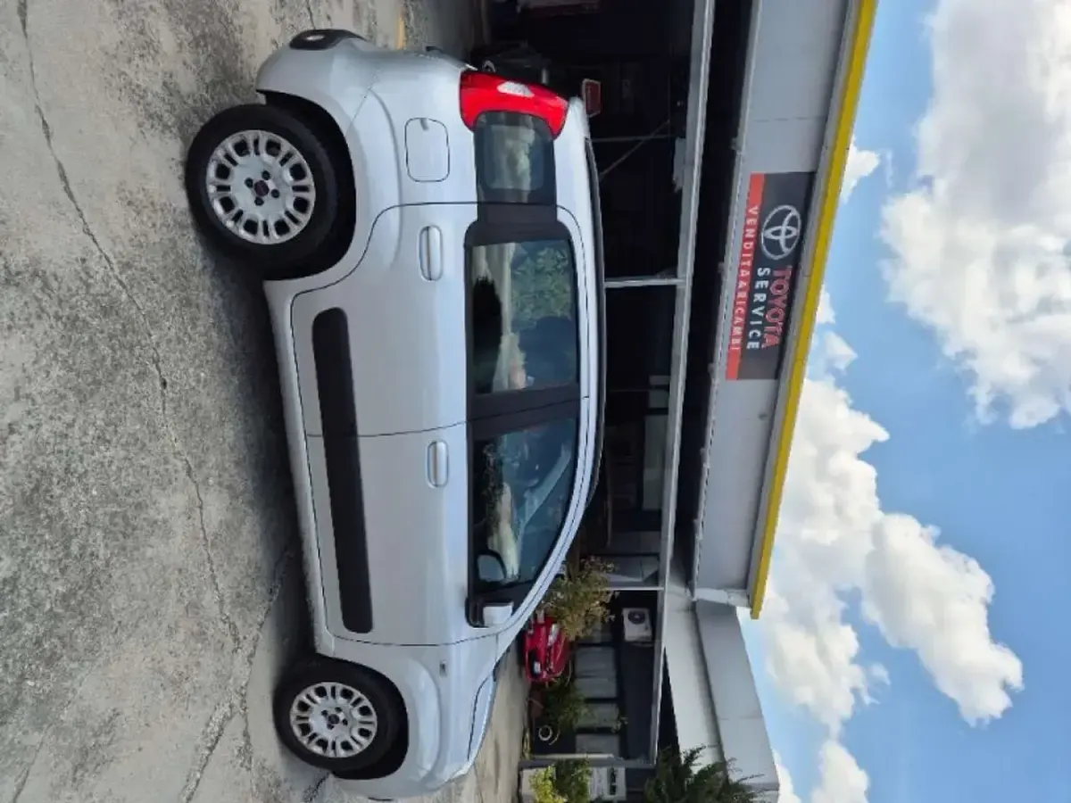 Usata Fiat Panda Lounge 69 CV (50 kW) 2014 Argento Utilitaria