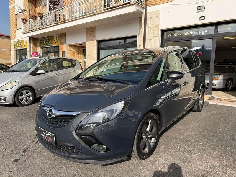 Usata Opel Zafira Tourer Cosmo 150 CV (110 kW) 2013 Blu/azzurro Monovolume