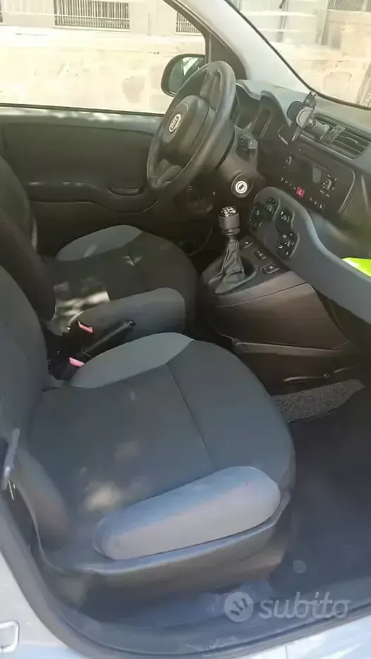 Usata Fiat Panda 85 CV (62 kW) 2019 Grigio Utilitaria