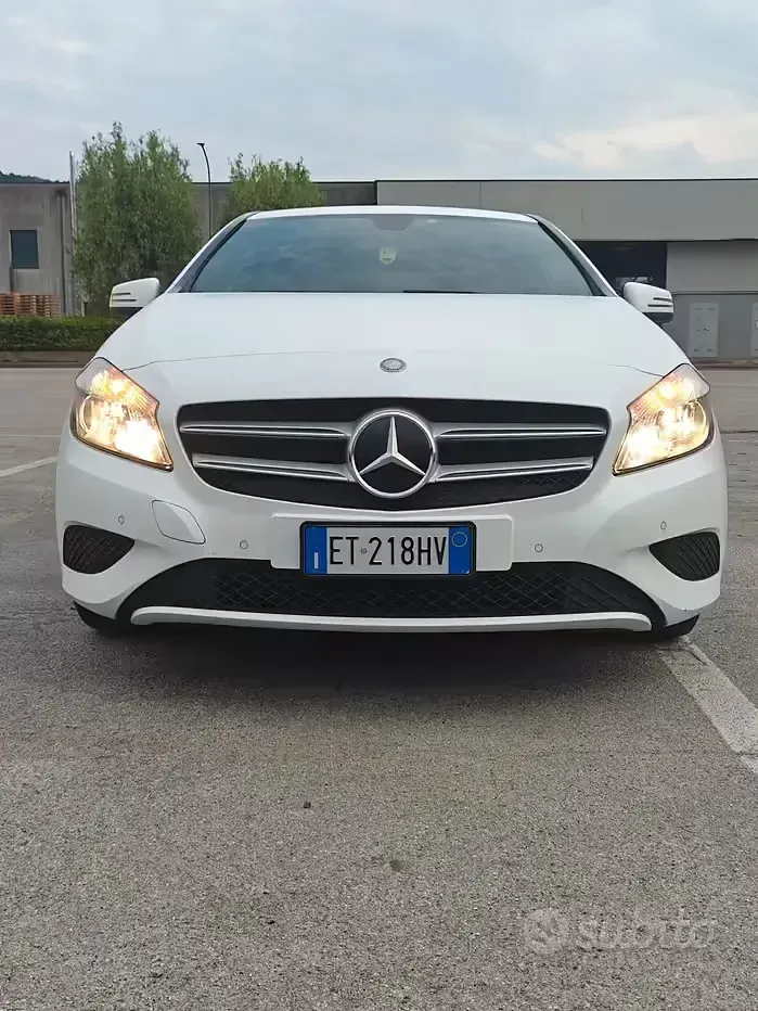 Usata Mercedes A180 Premium 109 CV (80 kW) 2013 Bianco Berlina
