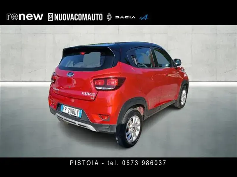 Usata Mahindra KUV100 83 CV (61 kW) 2018 Rosso SUV