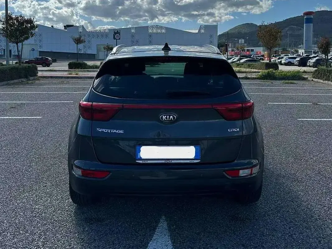 Usata Kia Sportage 116 CV (85 kW) 2018 Grigio SUV