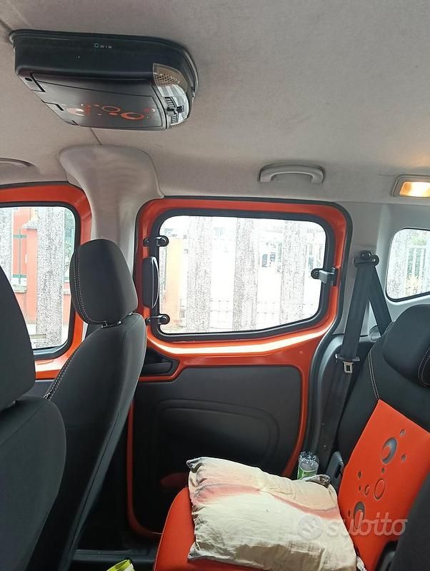 Usata Citroën Nemo 68 CV (50 kW) 2010 Monovolume