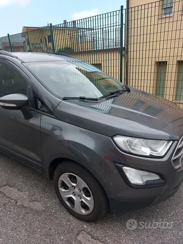 Usata Ford Ecosport 99 CV (72 kW) 2018 Grigio SUV