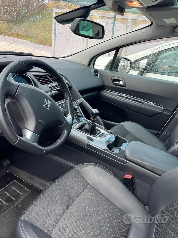 Usata Peugeot 3008 120 CV (88 kW) 2015 Bianco Station wagon