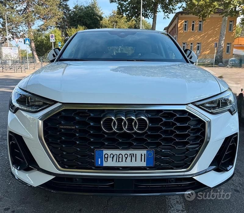 Bianco Usata 2020 Audi Q3 Sportback Ambiente SUV | 29.200 € (Super prezzo) - Immagine 1/4